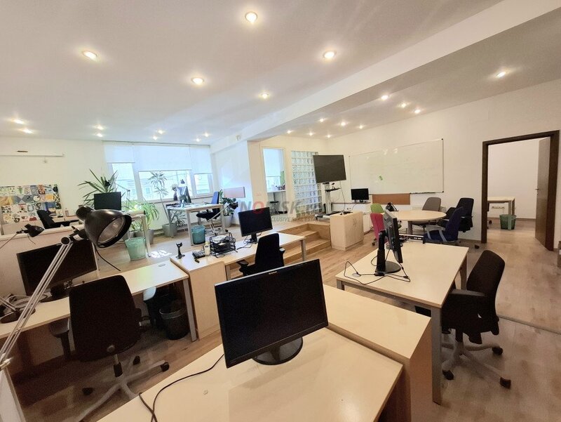 Unirii, Regina Maria, 2 camere, 80 mp, ideal birou.